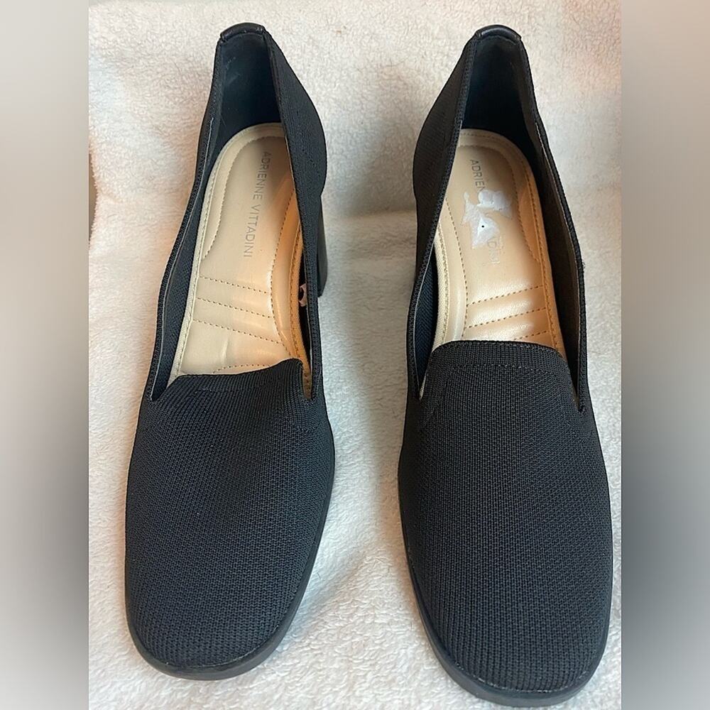 Adrienne Vittadini size 8.5 Black Mesh Pumps
